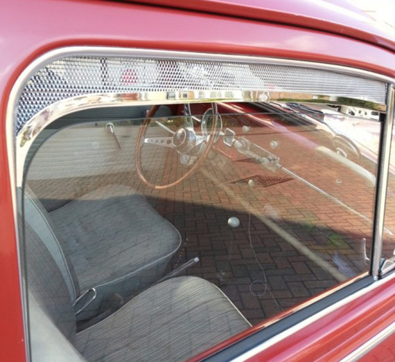 Griglia ventilazione, vetro a manovella

, 52-64                                                  